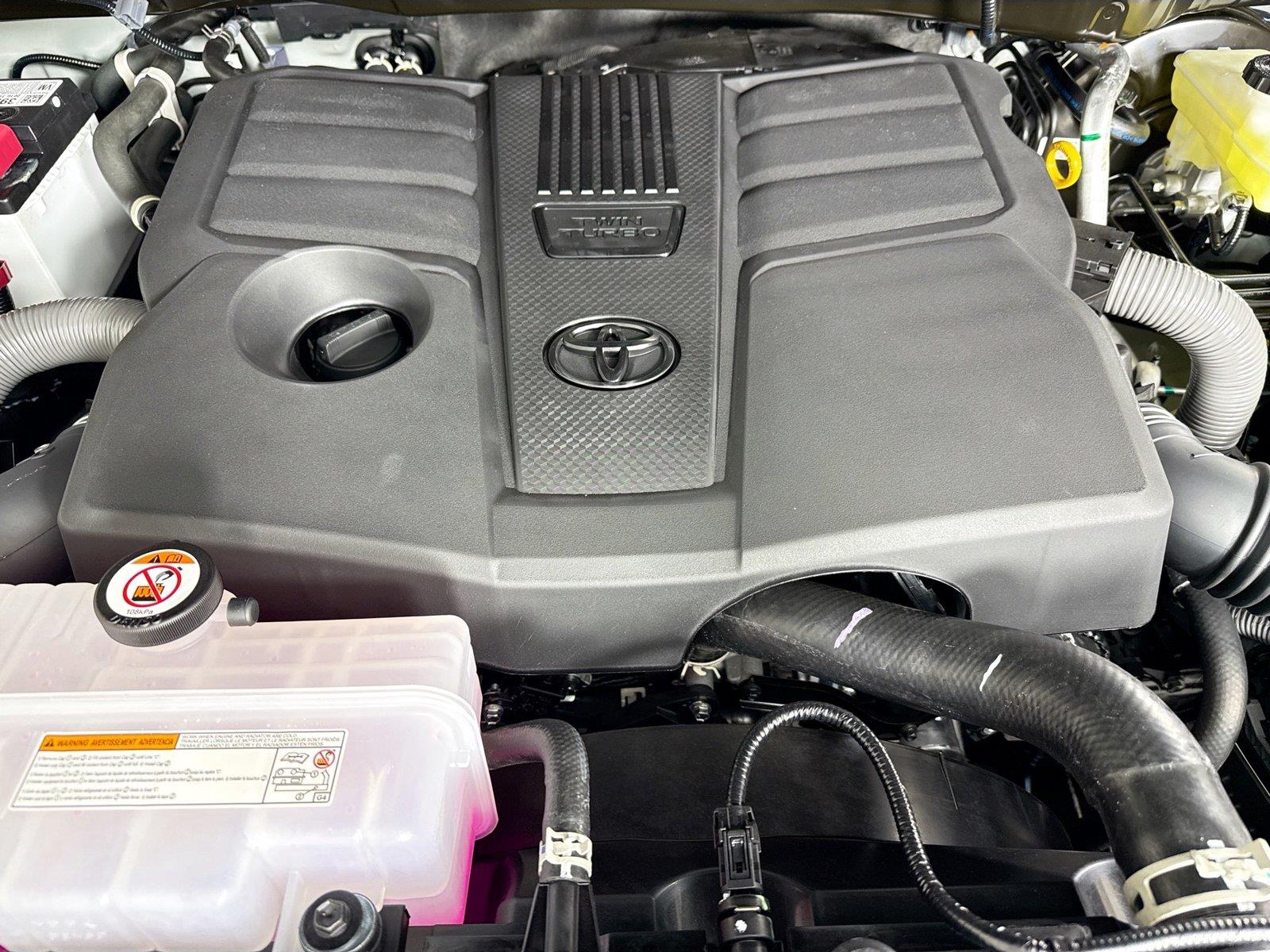 2026 Toyota Tundra Limited photo 10