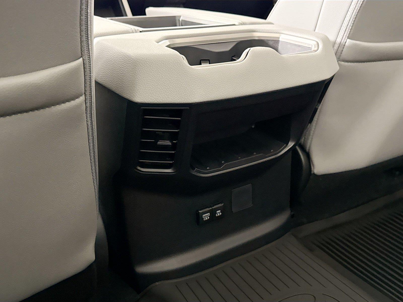 2026 Toyota Tundra Limited photo 37