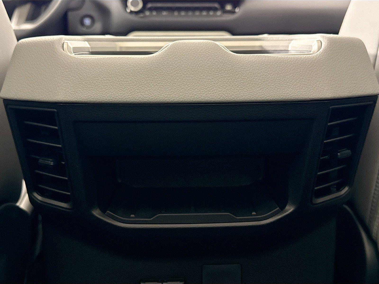 2026 Toyota Tundra Limited photo 38