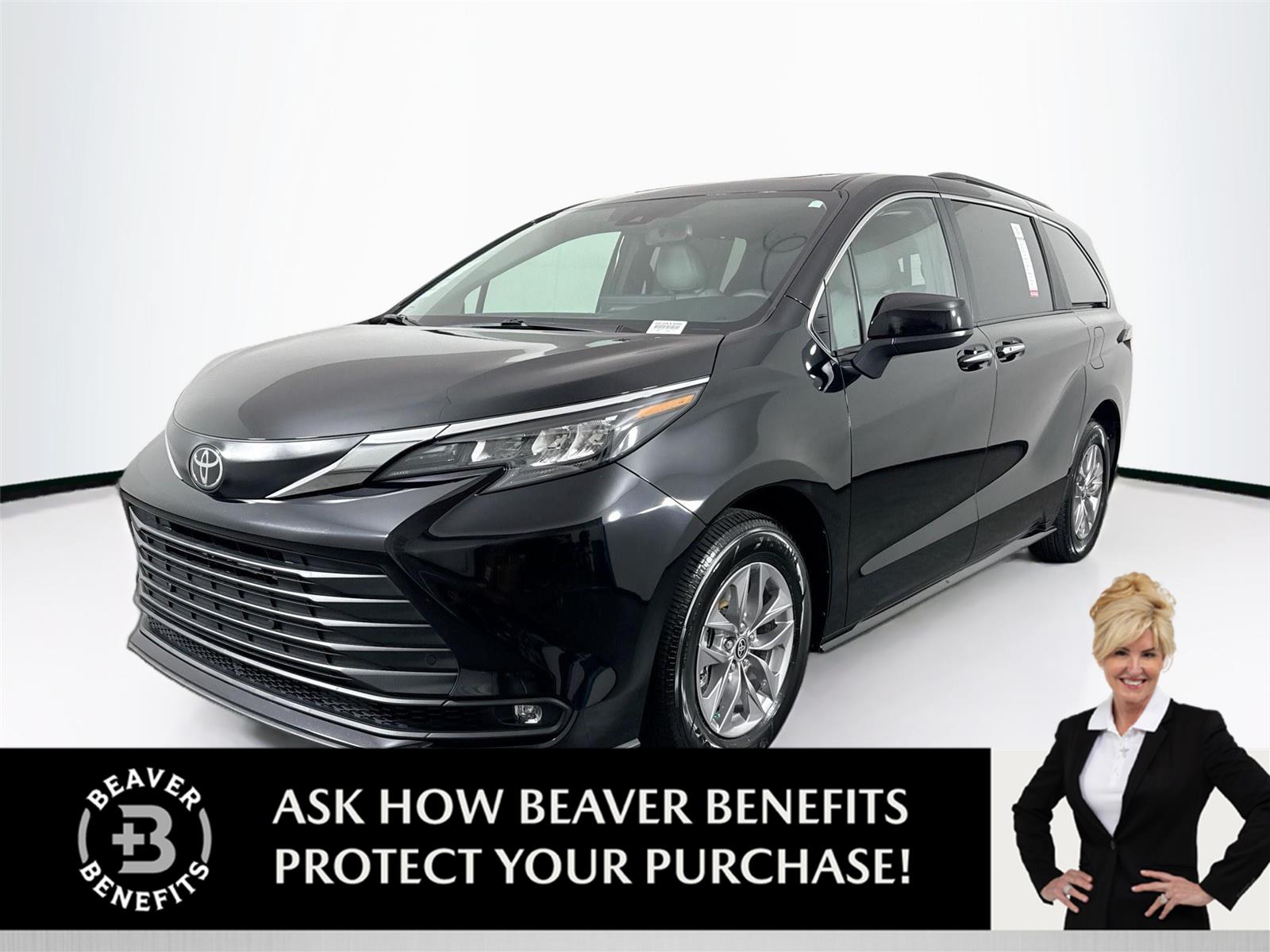 Midnight Black Metallic 2026 Toyota Sienna Minivan Front-Wheel Drive Continuously Variable Transmission