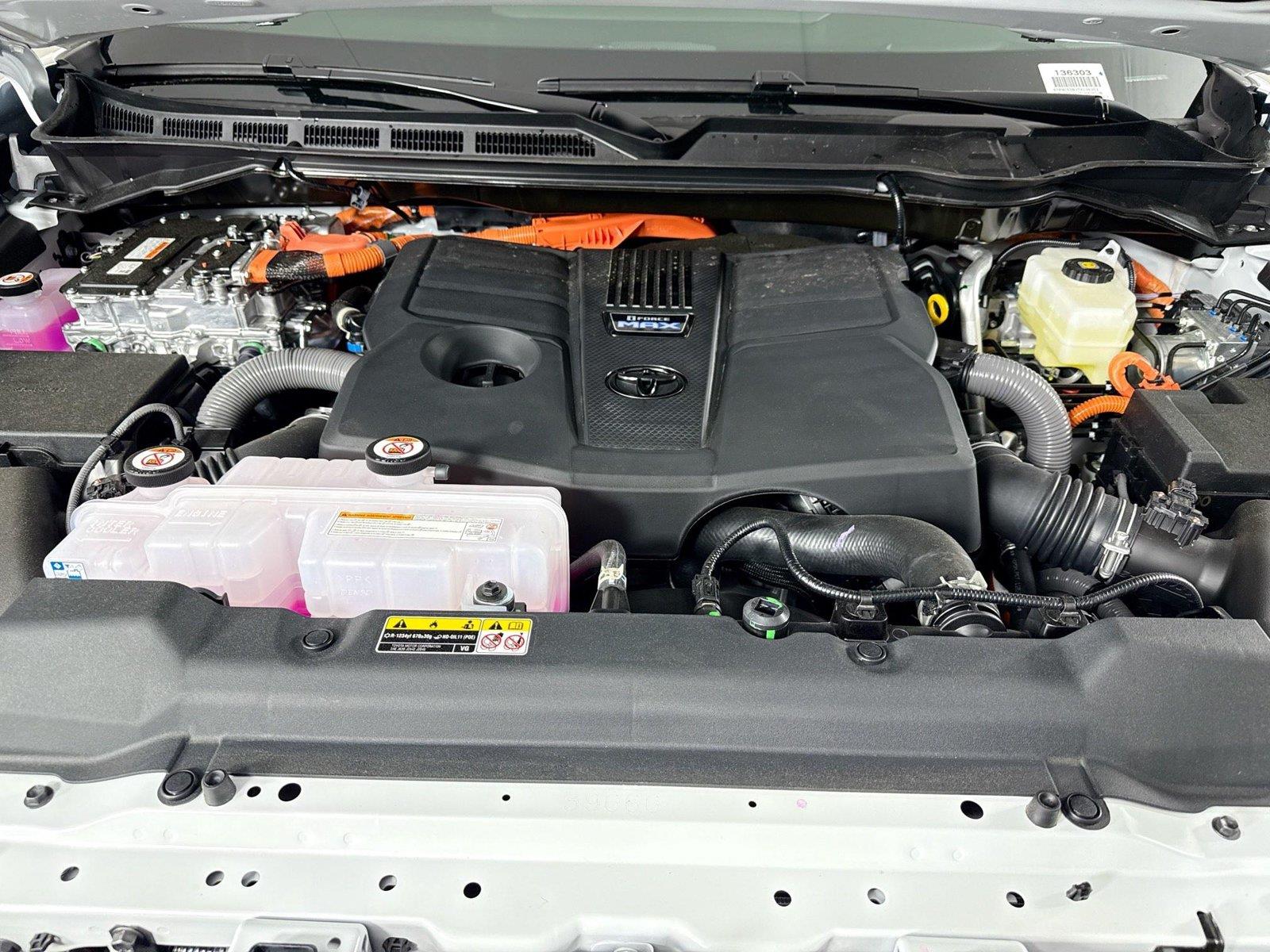 2026 Toyota Tundra Platinum HV photo 10
