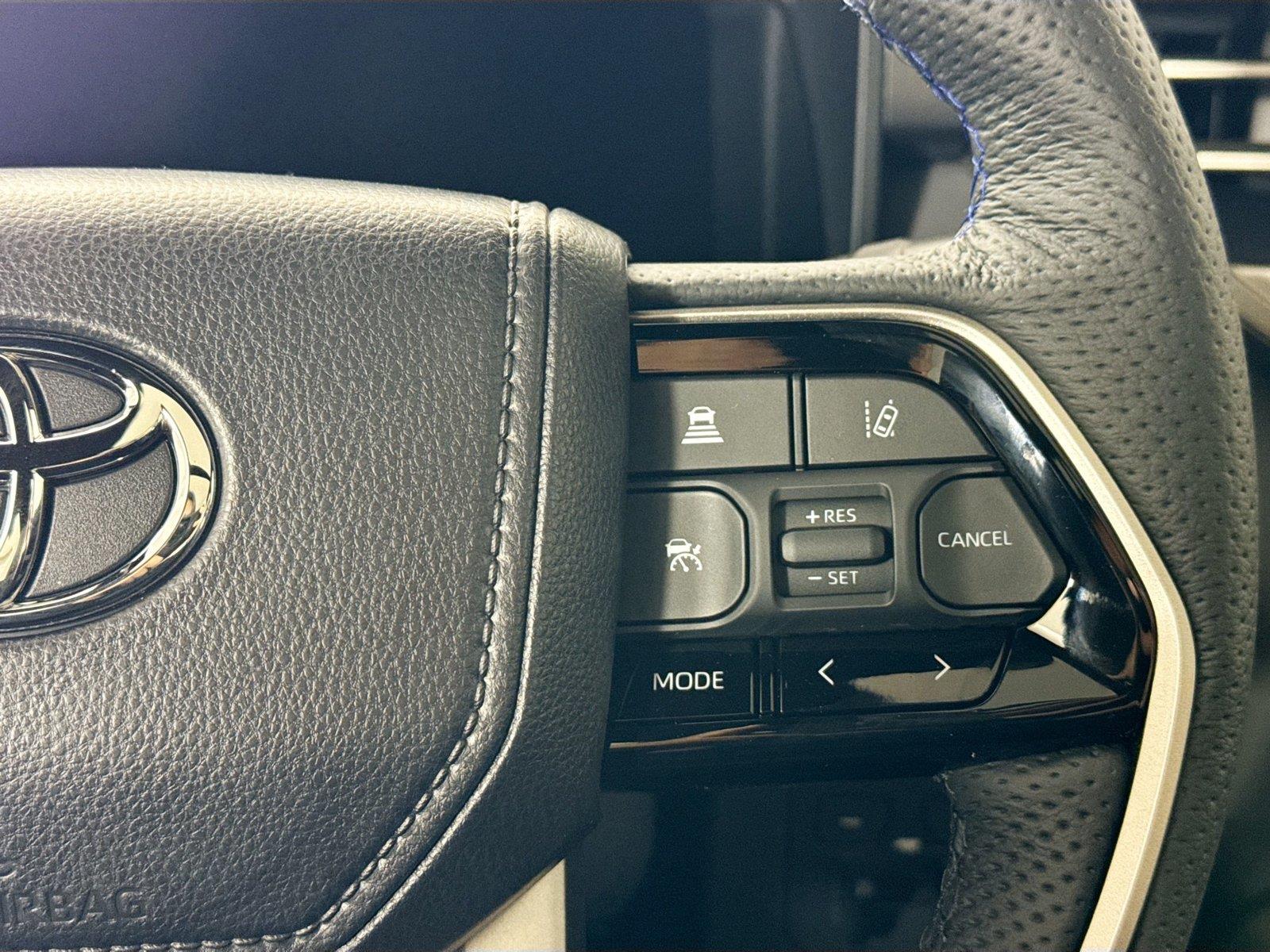 2026 Toyota Tundra Platinum HV photo 17