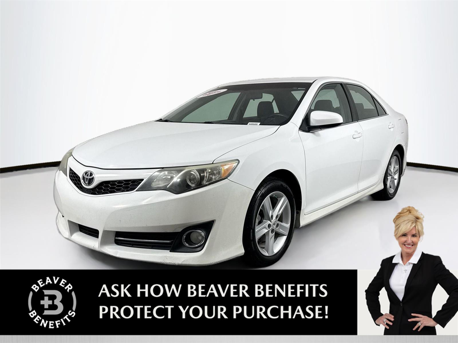 Super White 2013 Toyota Camry Sedan Front-Wheel Drive Automatic