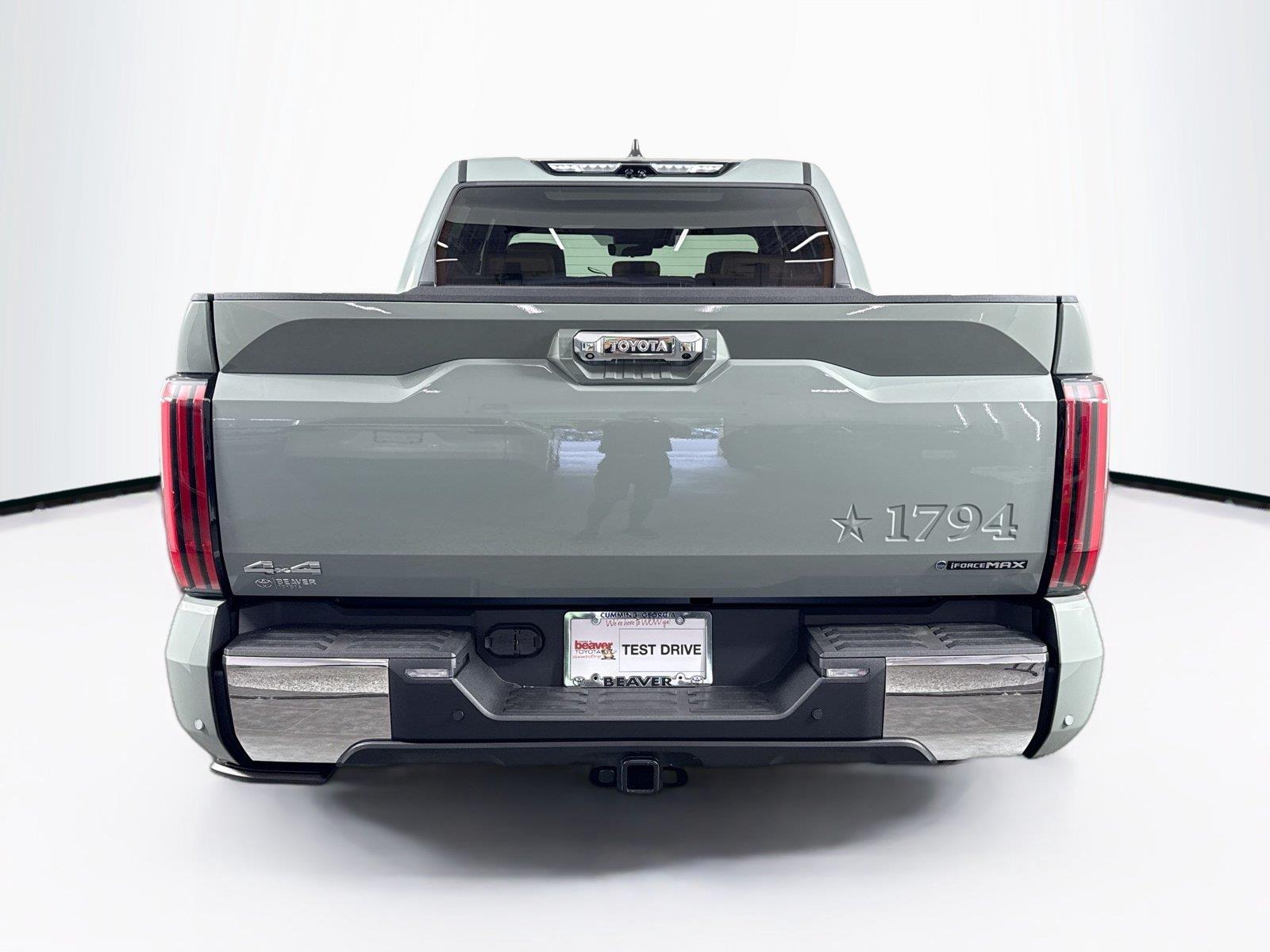 2026 Toyota Tundra 1794 Edition HV photo 6