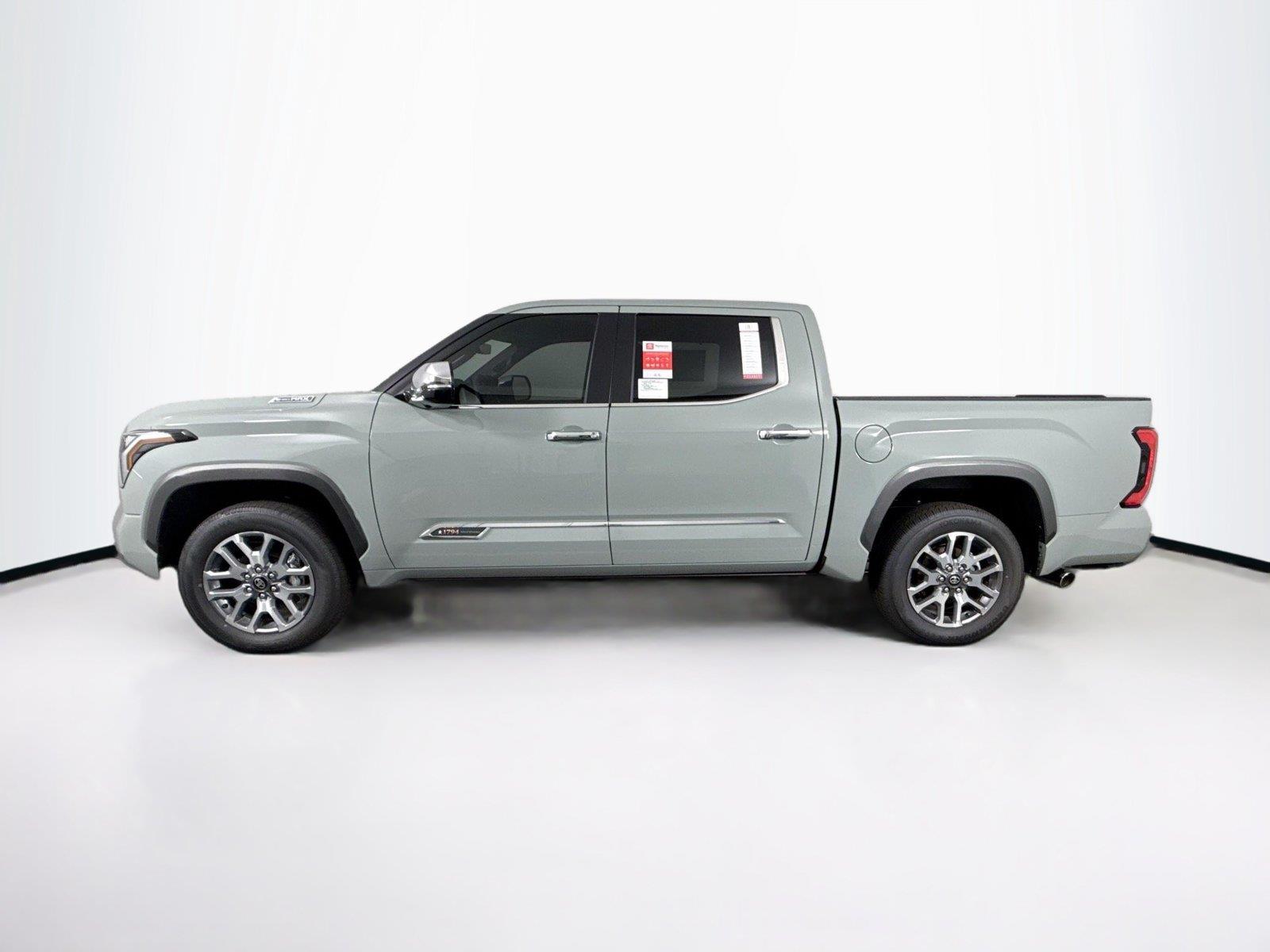 2026 Toyota Tundra 1794 Edition HV photo 8