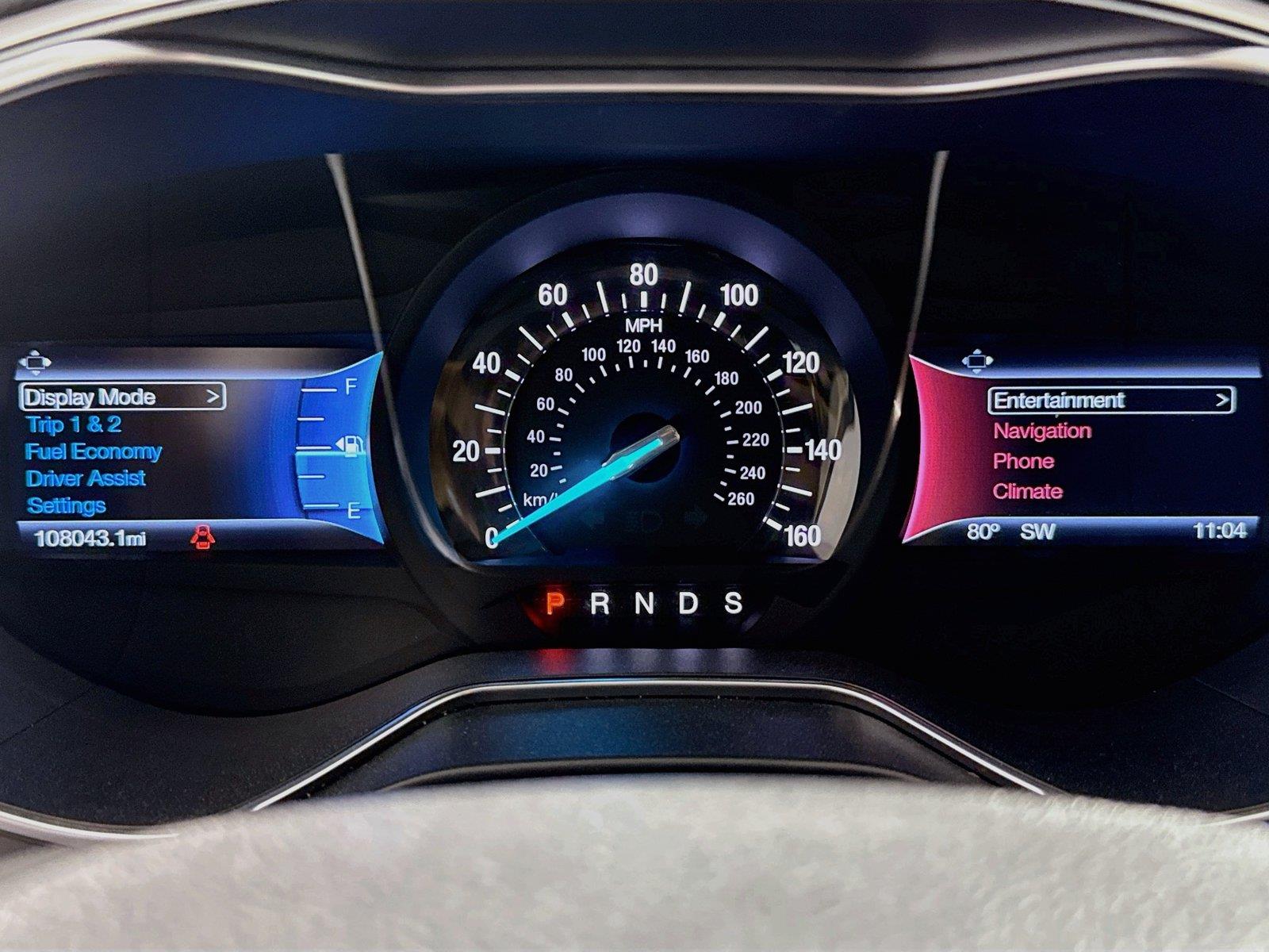 2016 Ford Fusion SE photo 19