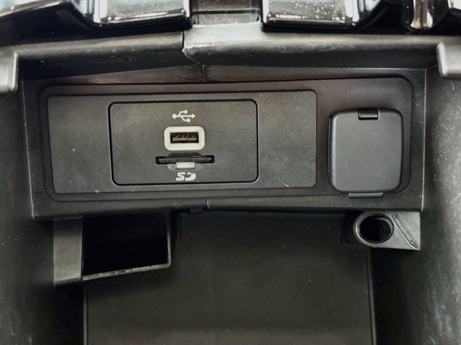 2016 Ford Fusion SE photo 33