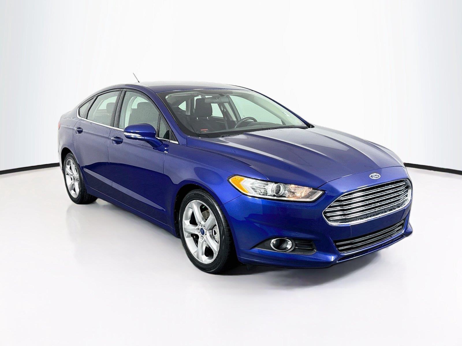 2016 Ford Fusion SE photo 8