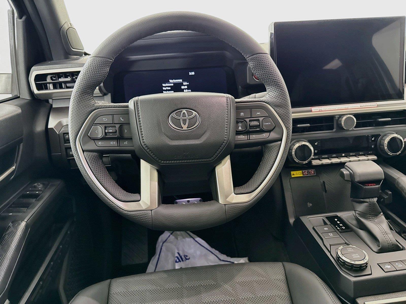 2026 TOYOTA Tacoma TRD Sport photo 32