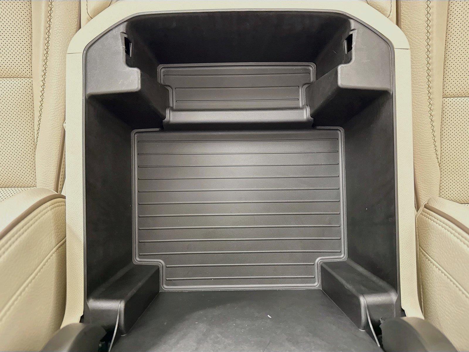 2024 GMC Yukon XL Denali photo 32