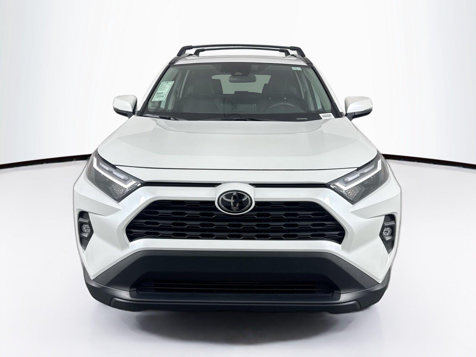 2024 Toyota RAV4 XLE Premium photo 8