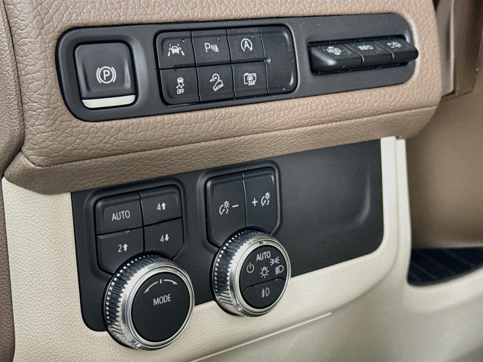 2024 GMC Yukon XL Denali photo 15