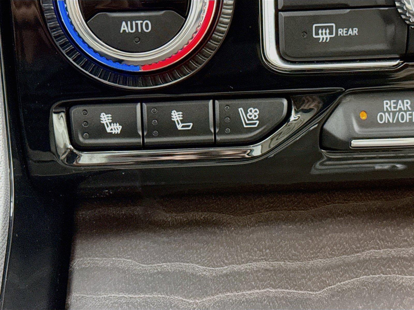 2024 GMC Yukon XL Denali photo 7