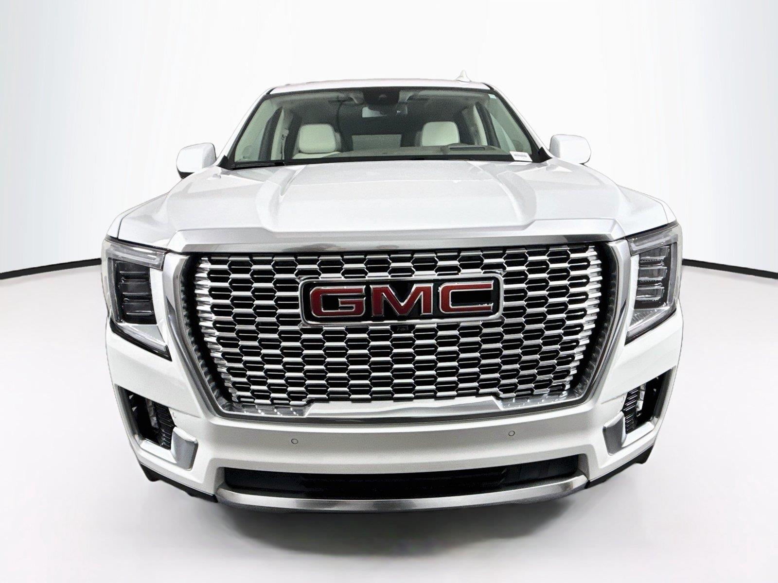 2024 GMC Yukon XL Denali photo 8