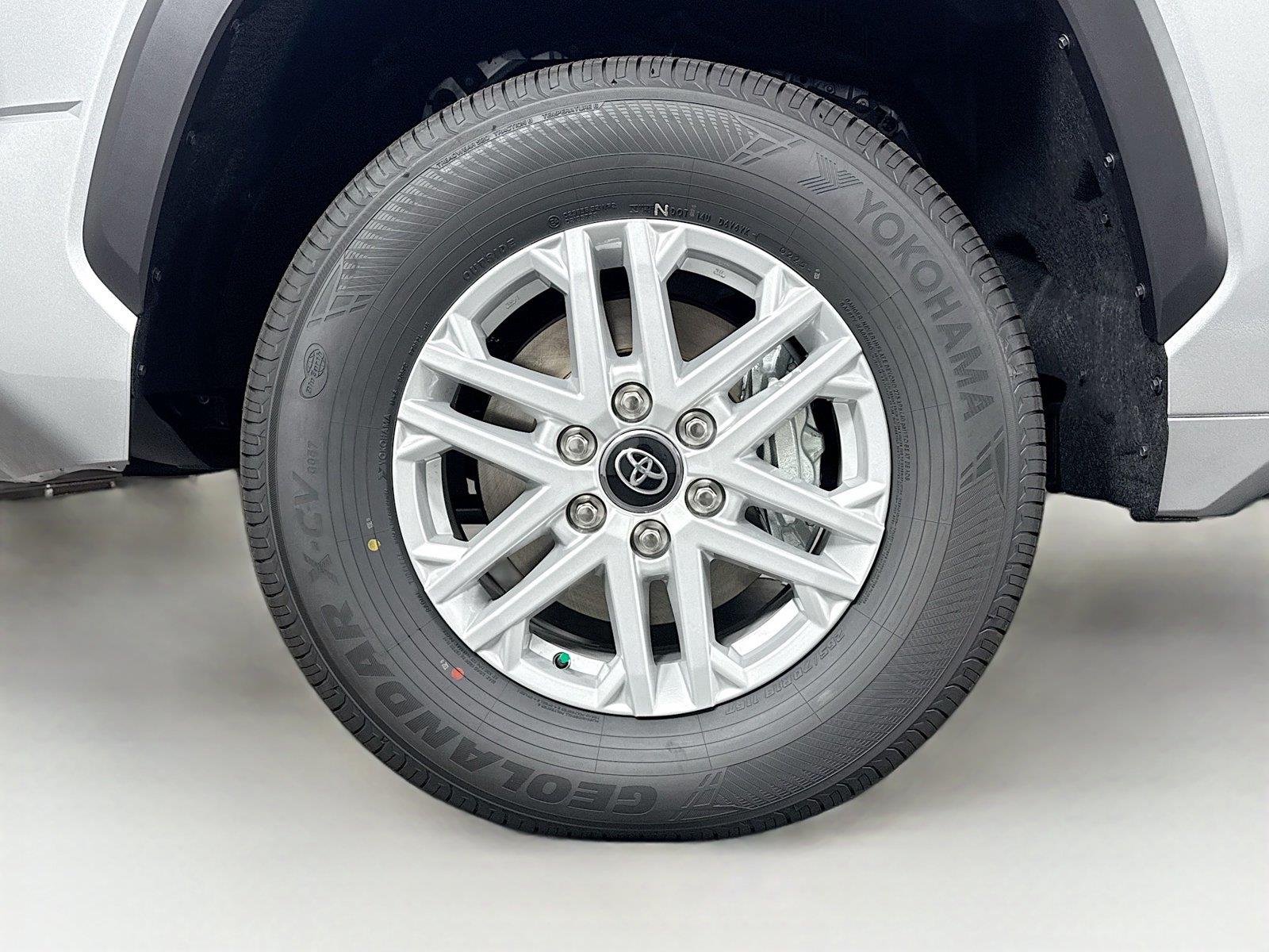 2026 Toyota Tundra SR5 photo 11