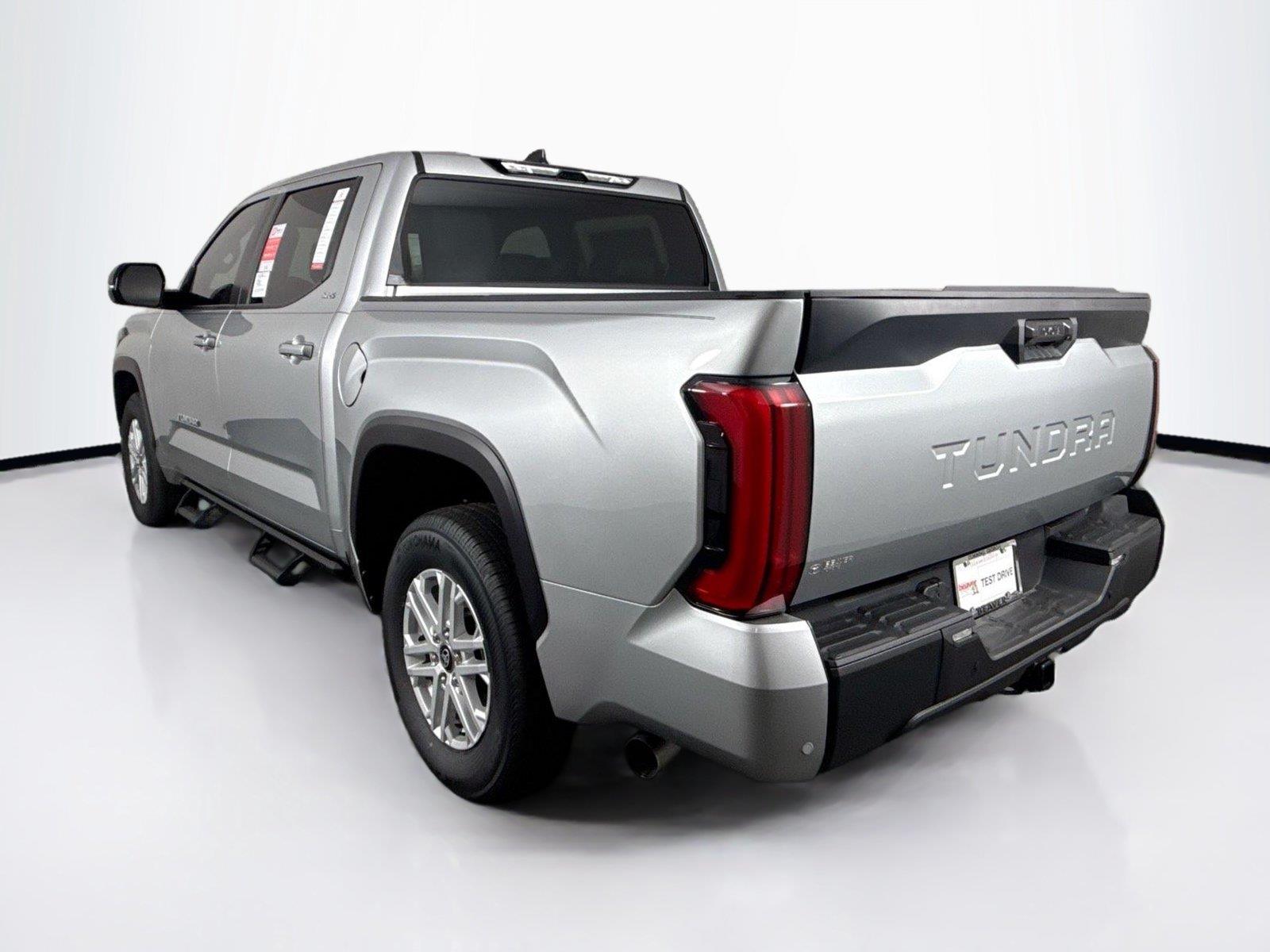 2026 Toyota Tundra SR5 photo 7