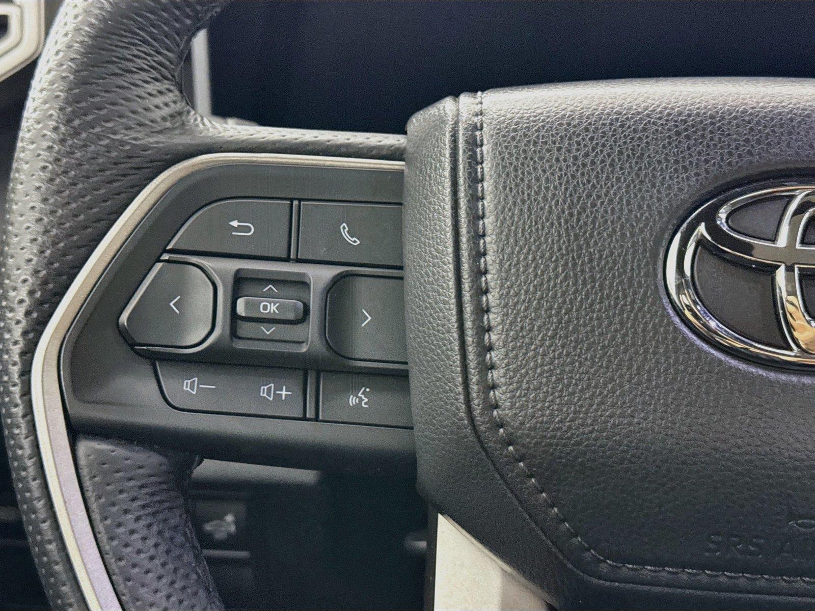 2025 Toyota Tundra Limited Hybrid photo 17