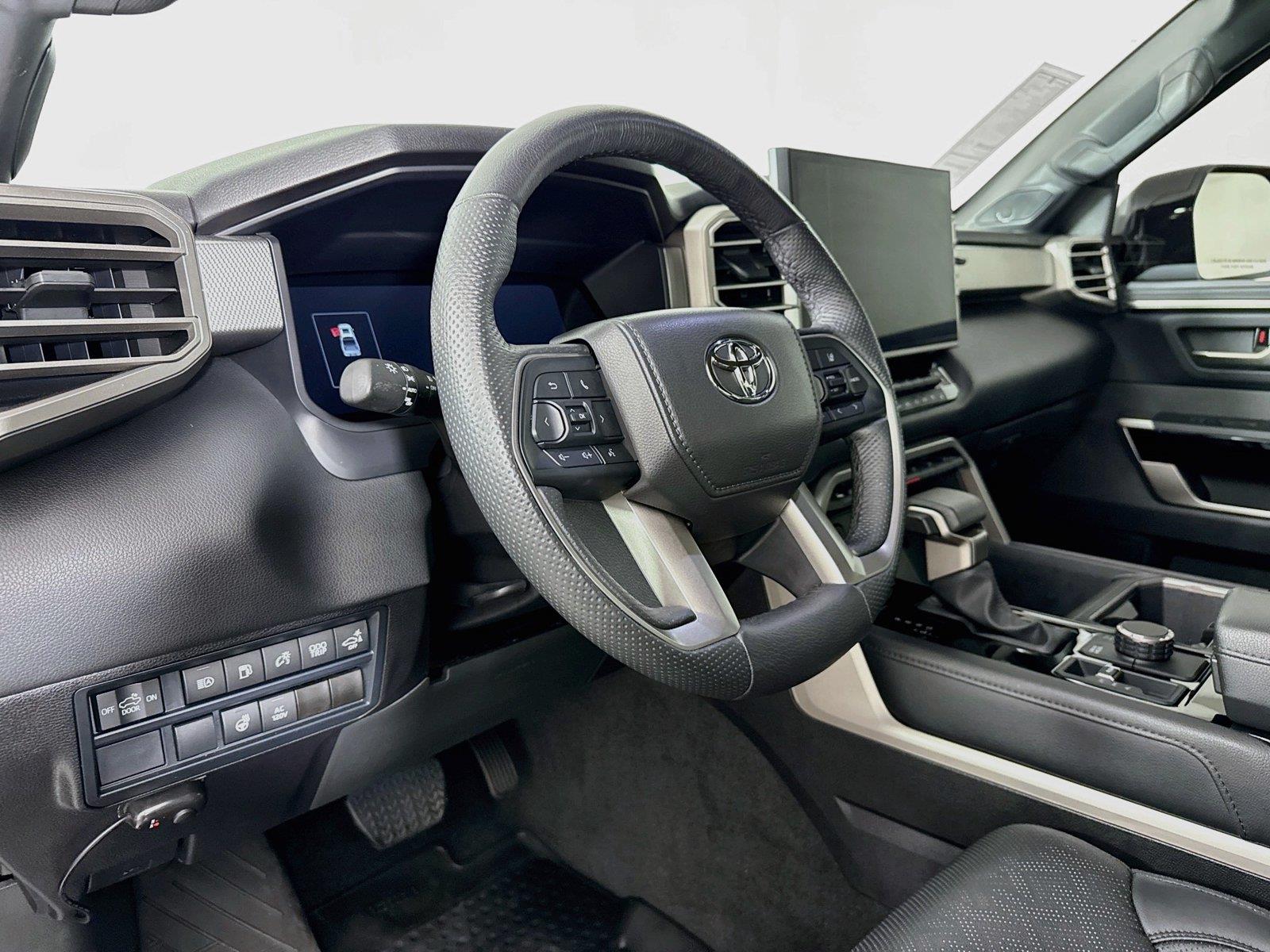 2025 Toyota Tundra Limited Hybrid photo 3