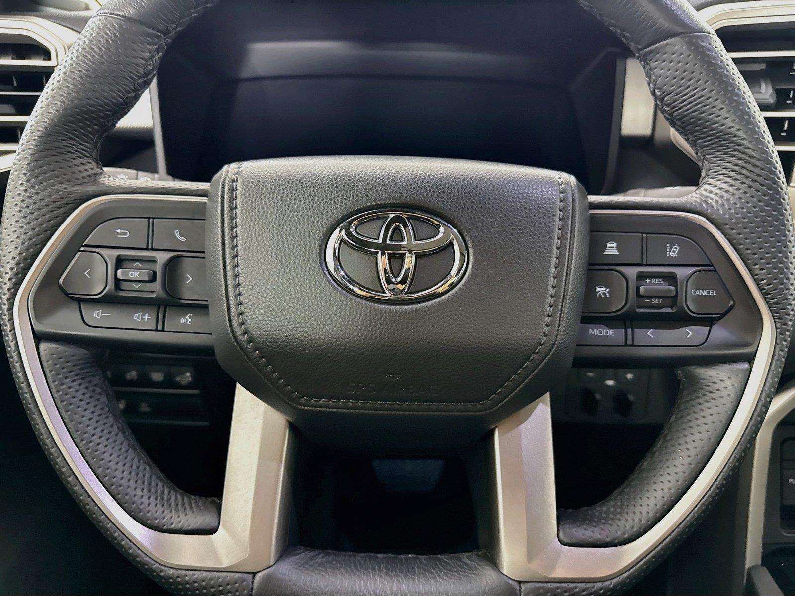 2025 Toyota Tundra Limited Hybrid photo 16