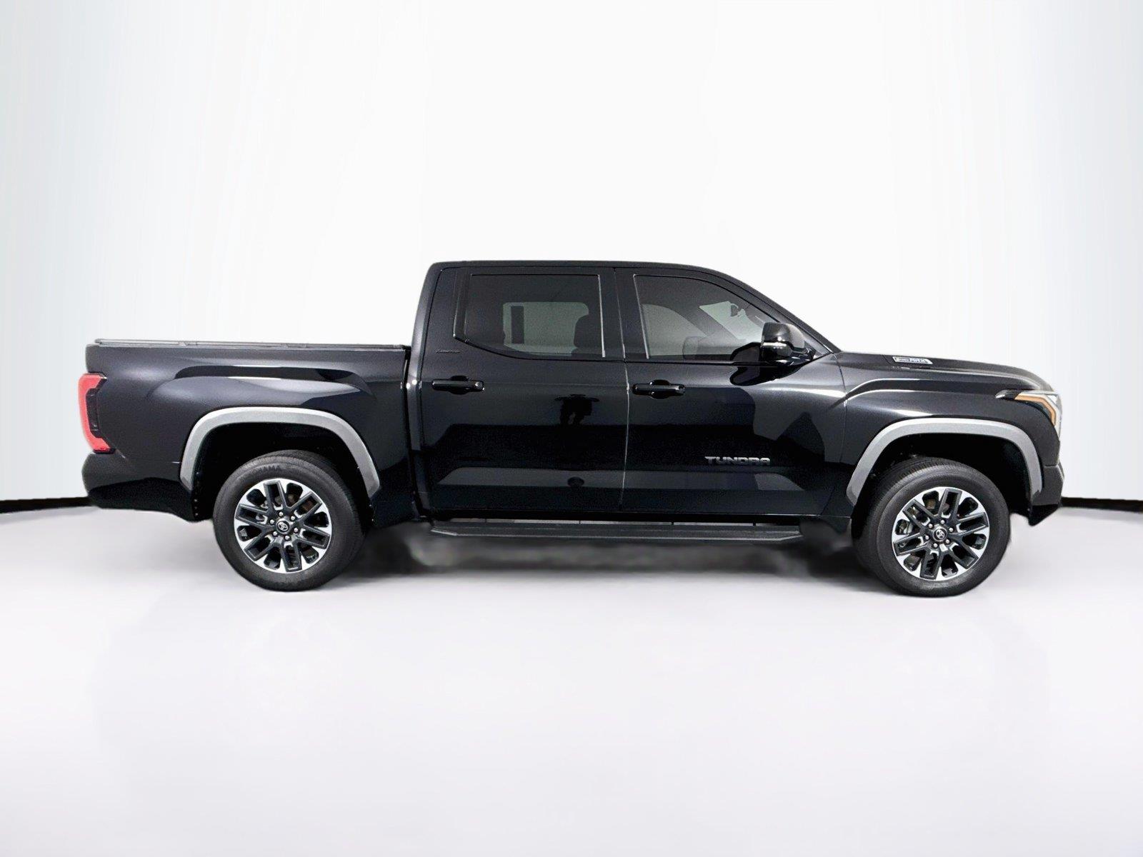 2025 Toyota Tundra Limited Hybrid photo 10