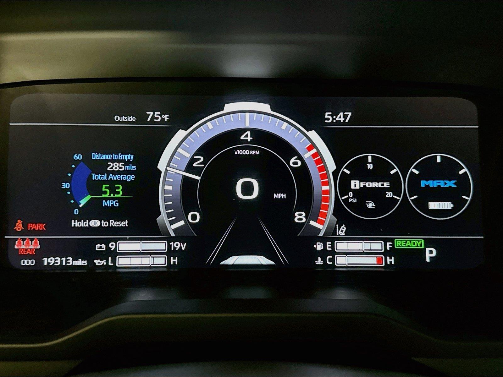 2025 Toyota Tundra Limited Hybrid photo 20