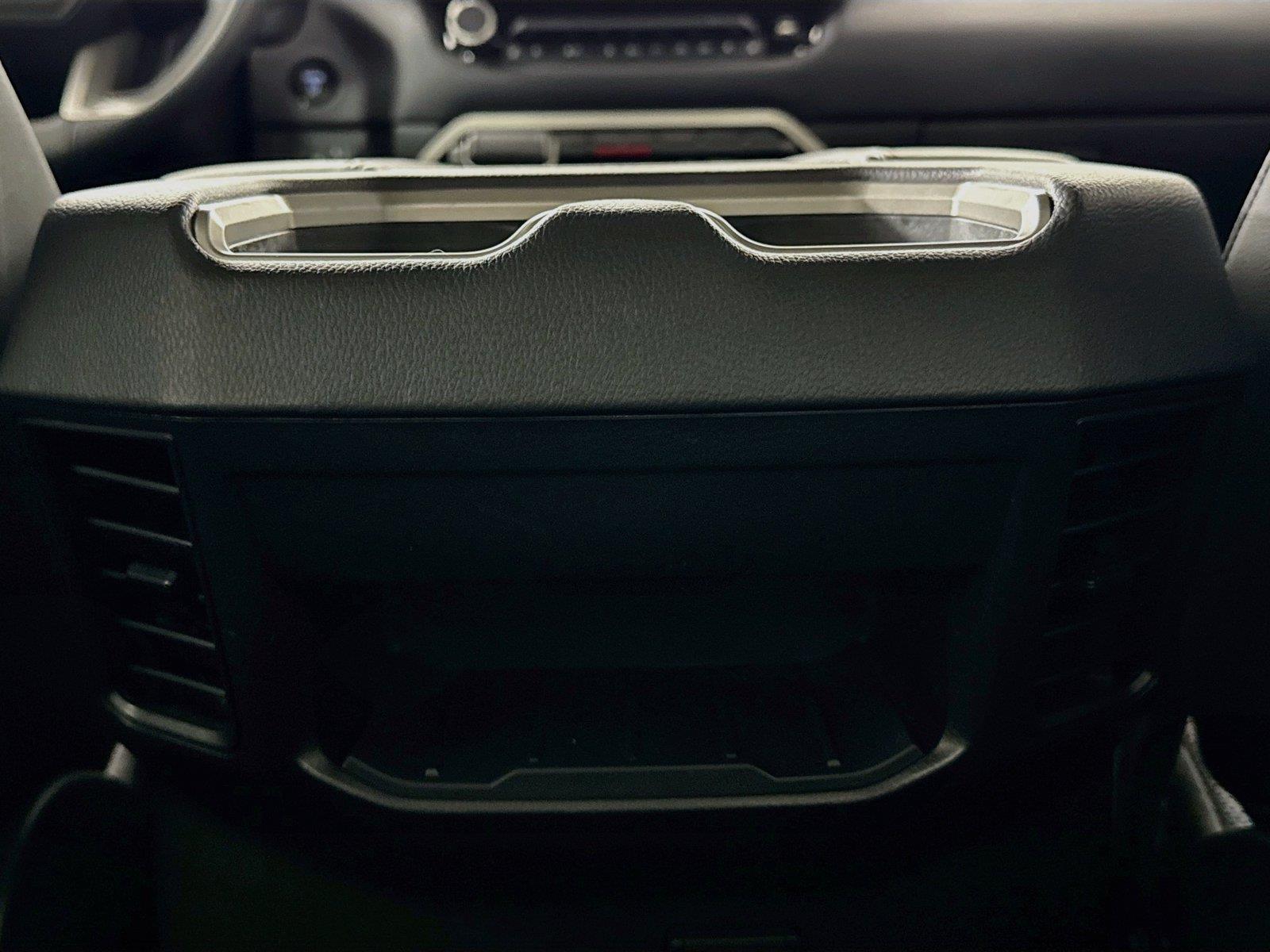 2025 Toyota Tundra Limited Hybrid photo 37