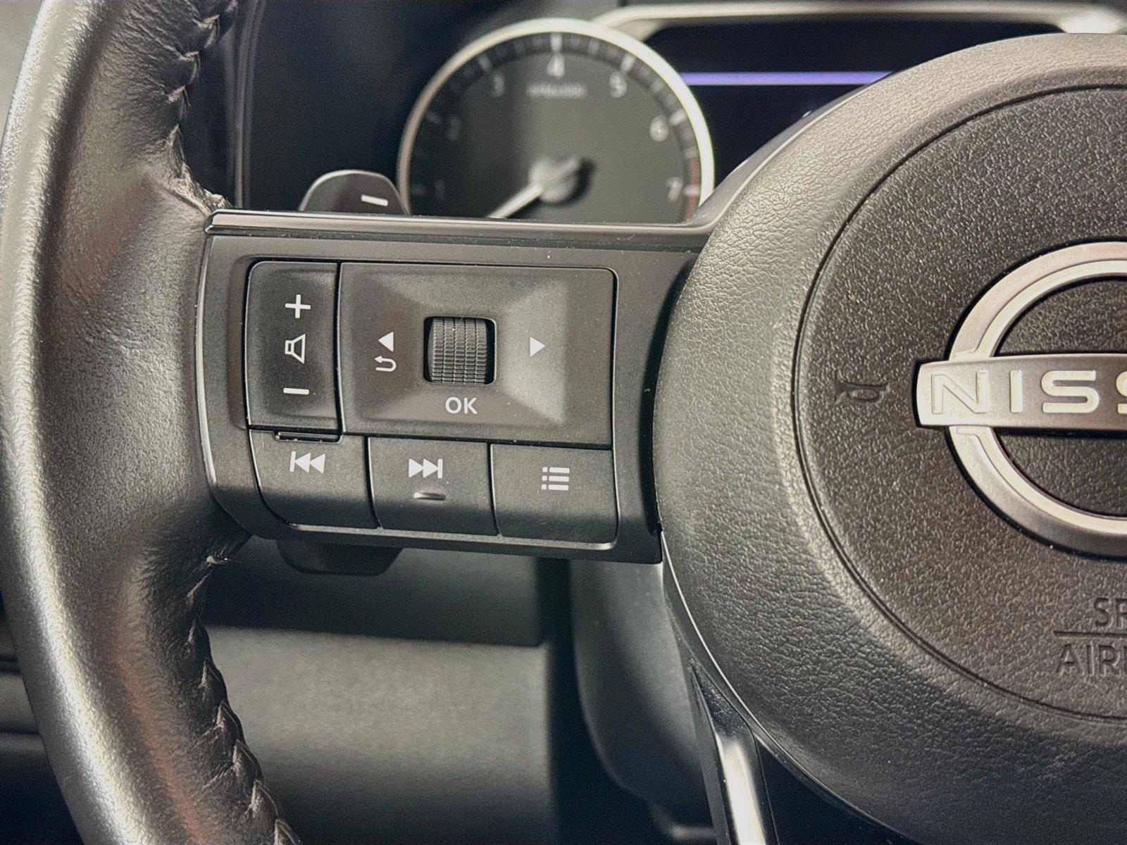 2024 Nissan Pathfinder SV photo 16