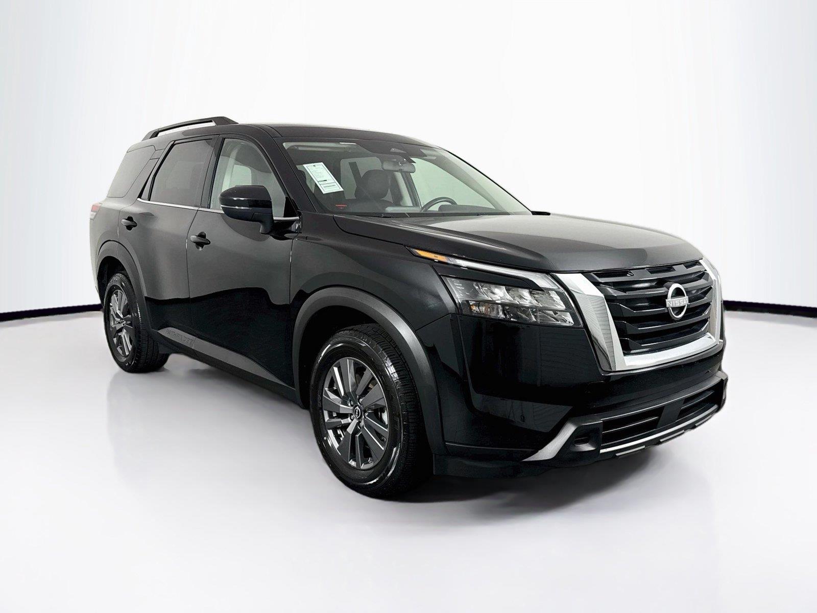 2024 Nissan Pathfinder SV photo 8