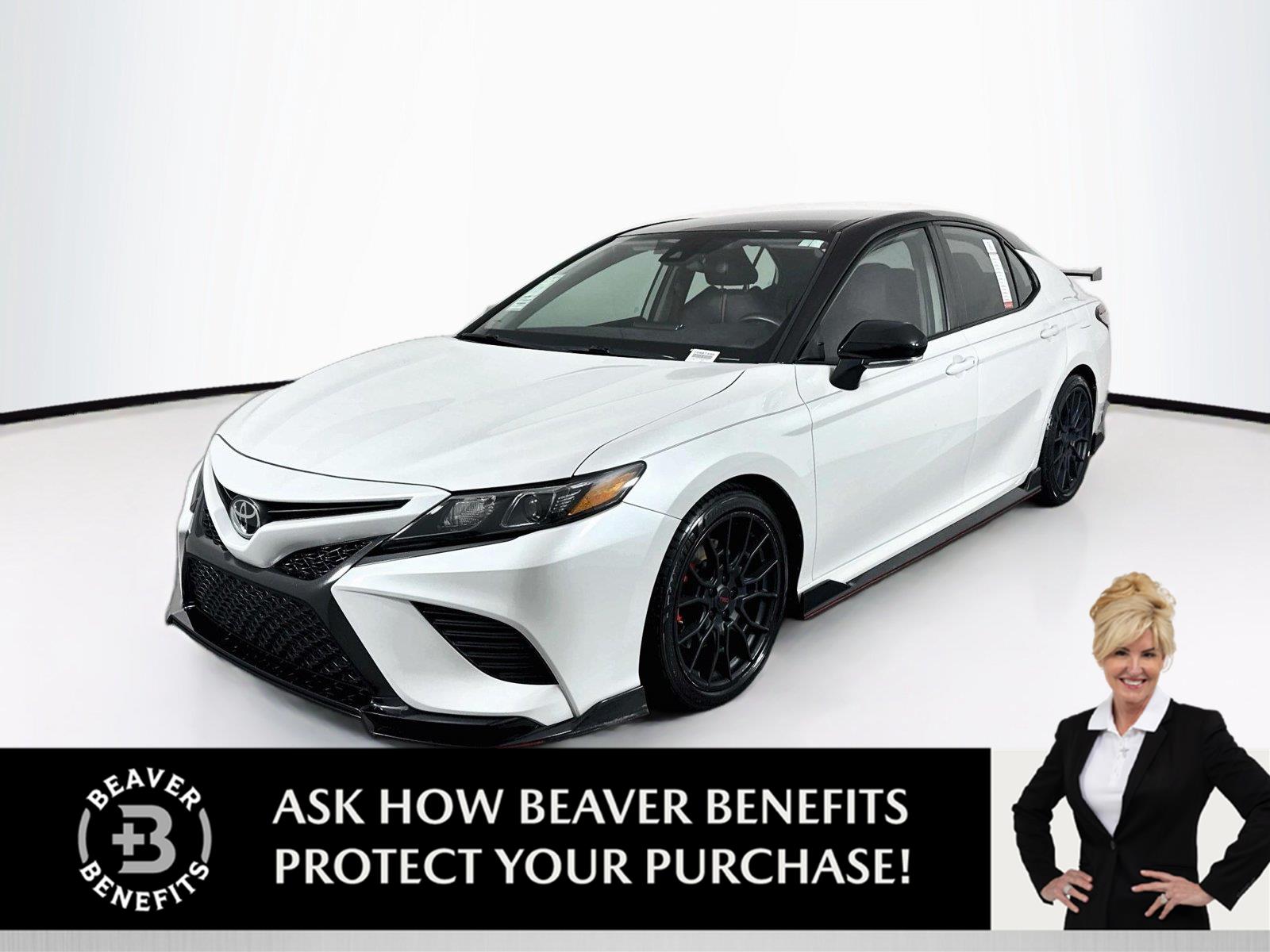 Wind Chill Pearl w/Midnight Black Metallic Roof 2021 Toyota Camry Sedan Front-Wheel Drive 8-Speed Automatic