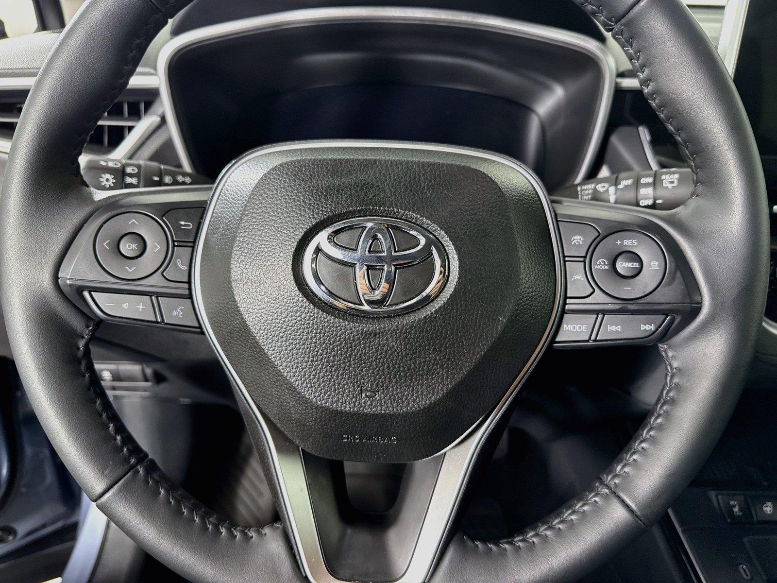 2026 Toyota Corolla Cross XLE photo 15
