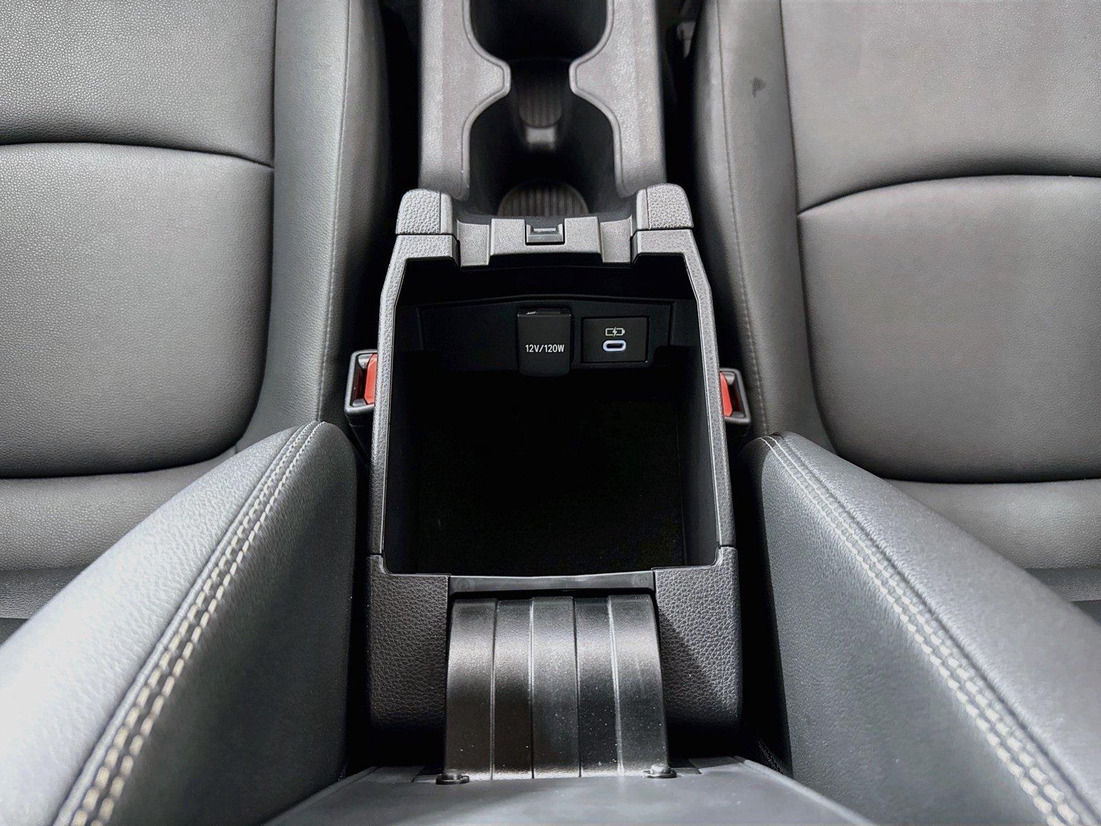 2026 Toyota Corolla Cross XLE photo 29
