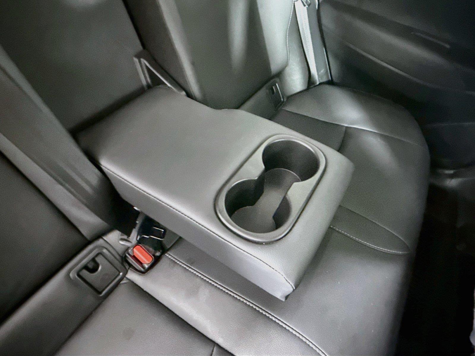 2026 Toyota Corolla Cross XLE photo 35