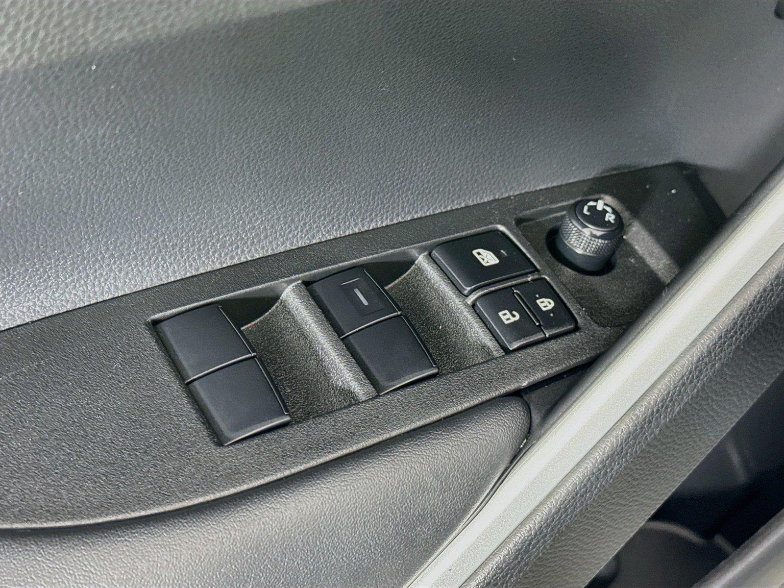 2026 Toyota Corolla Cross XLE photo 24