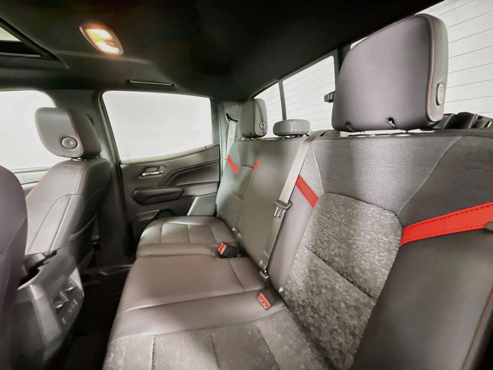 2024 Chevrolet Colorado 4WD Z71 photo 28