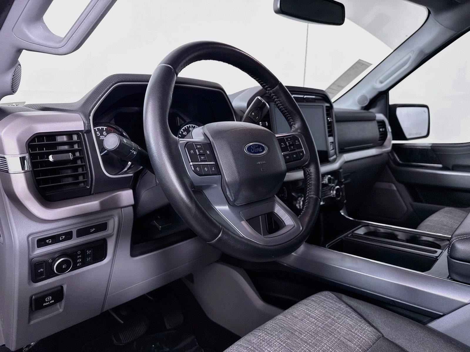 2022 Ford F-150 XLT photo 3