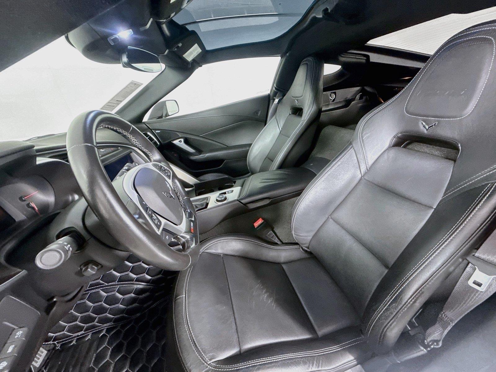 2016 Chevrolet Corvette Z06 2LZ photo 2