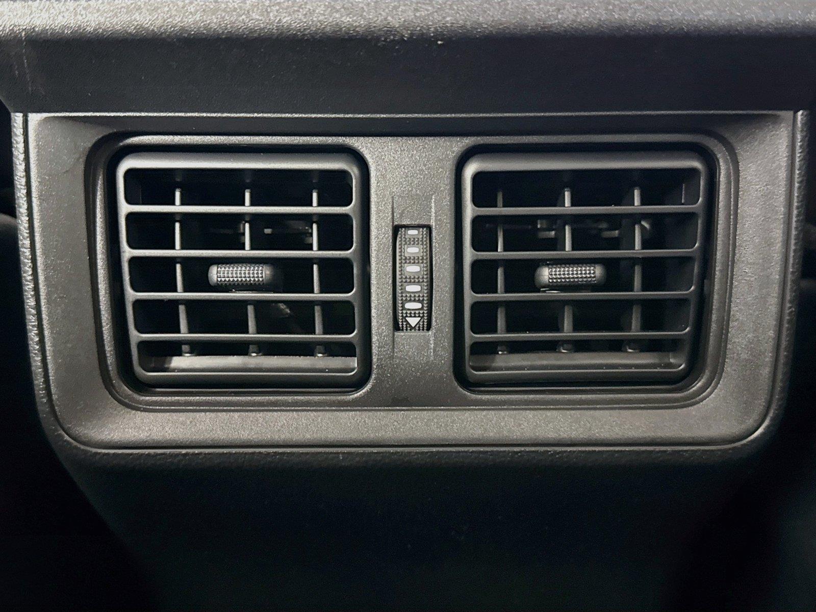 2026 Toyota RAV4 XLE Premium photo 35