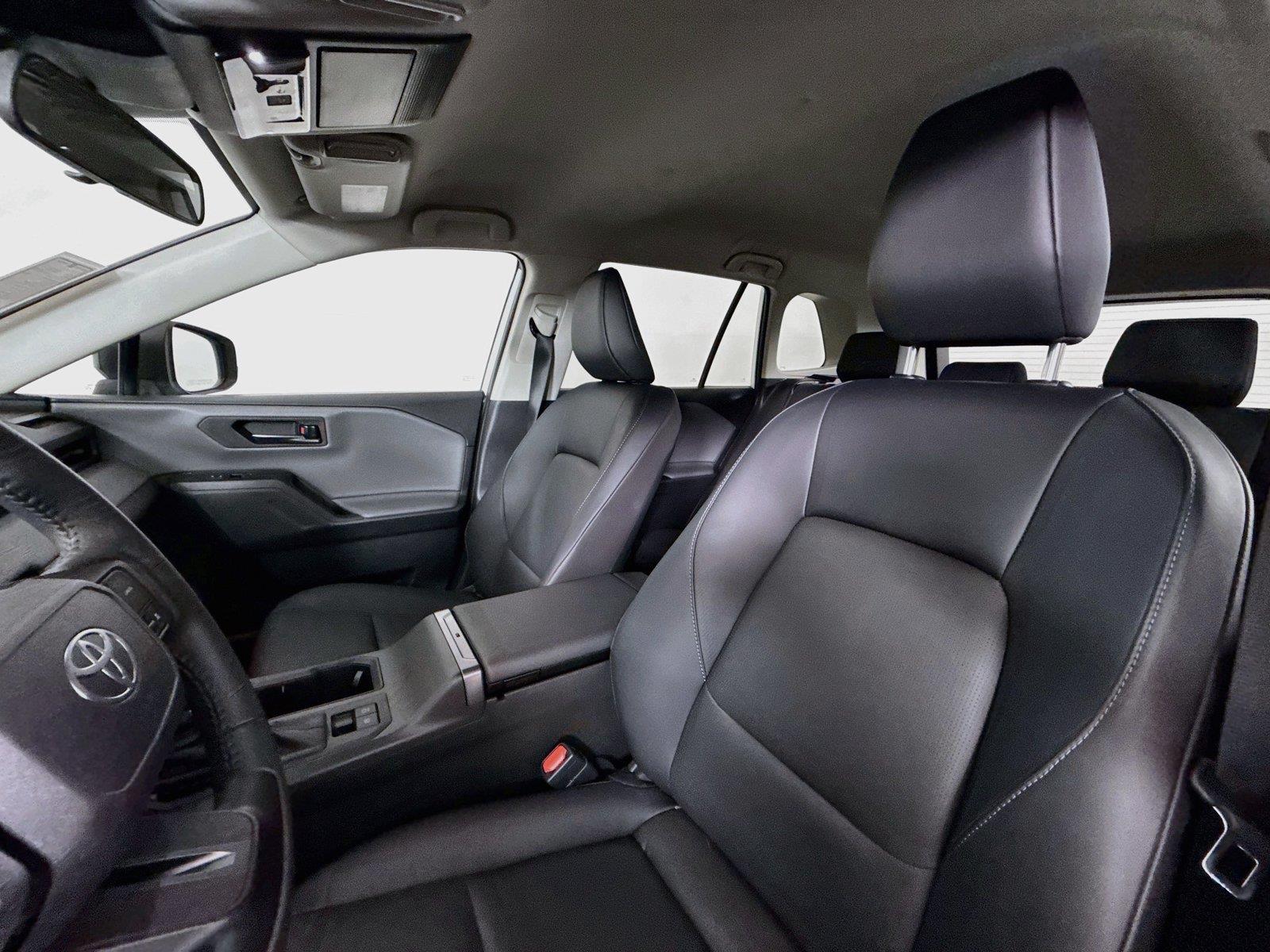2026 Toyota RAV4 XLE Premium photo 2