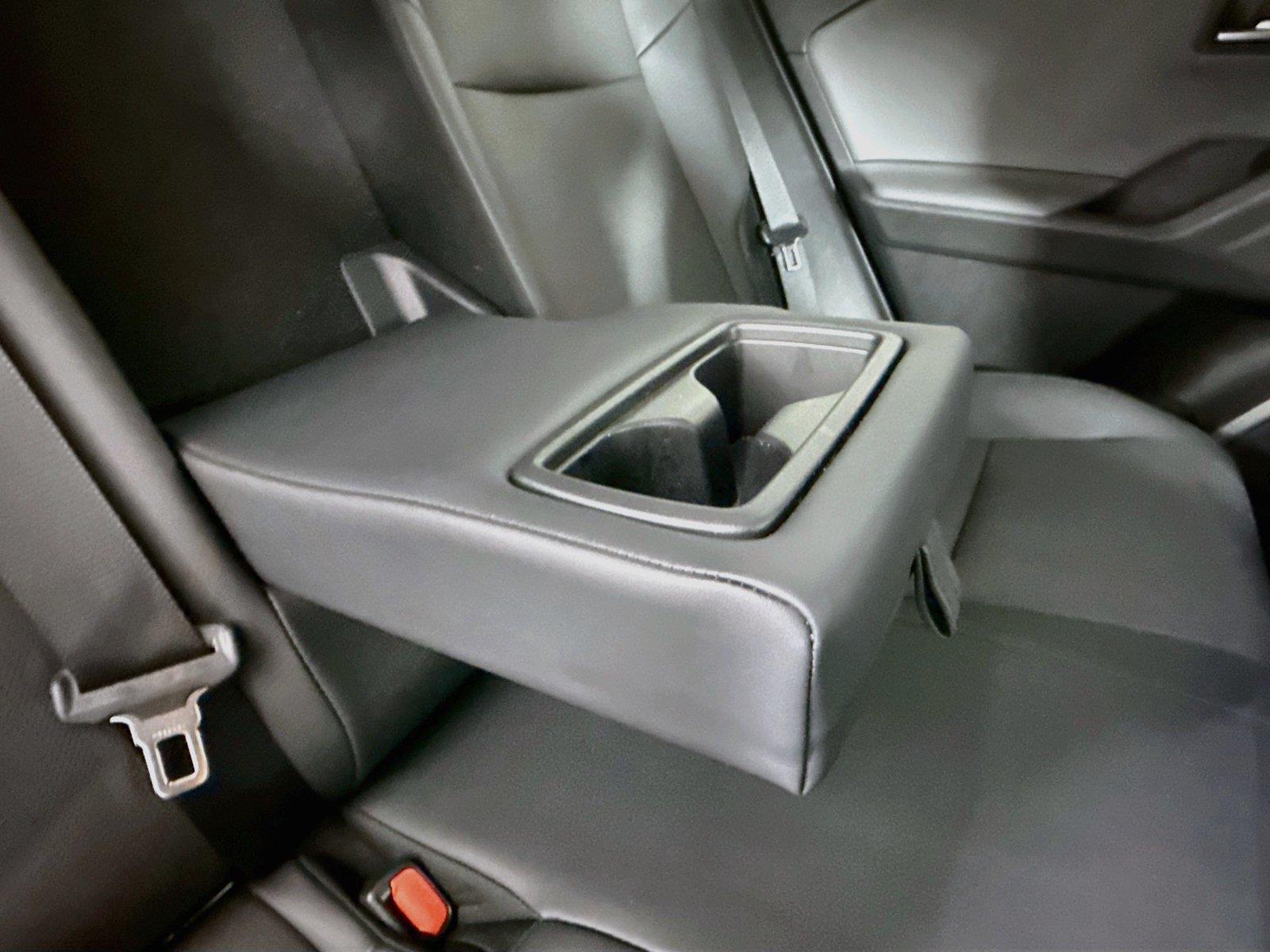 2026 Toyota RAV4 XLE Premium photo 39