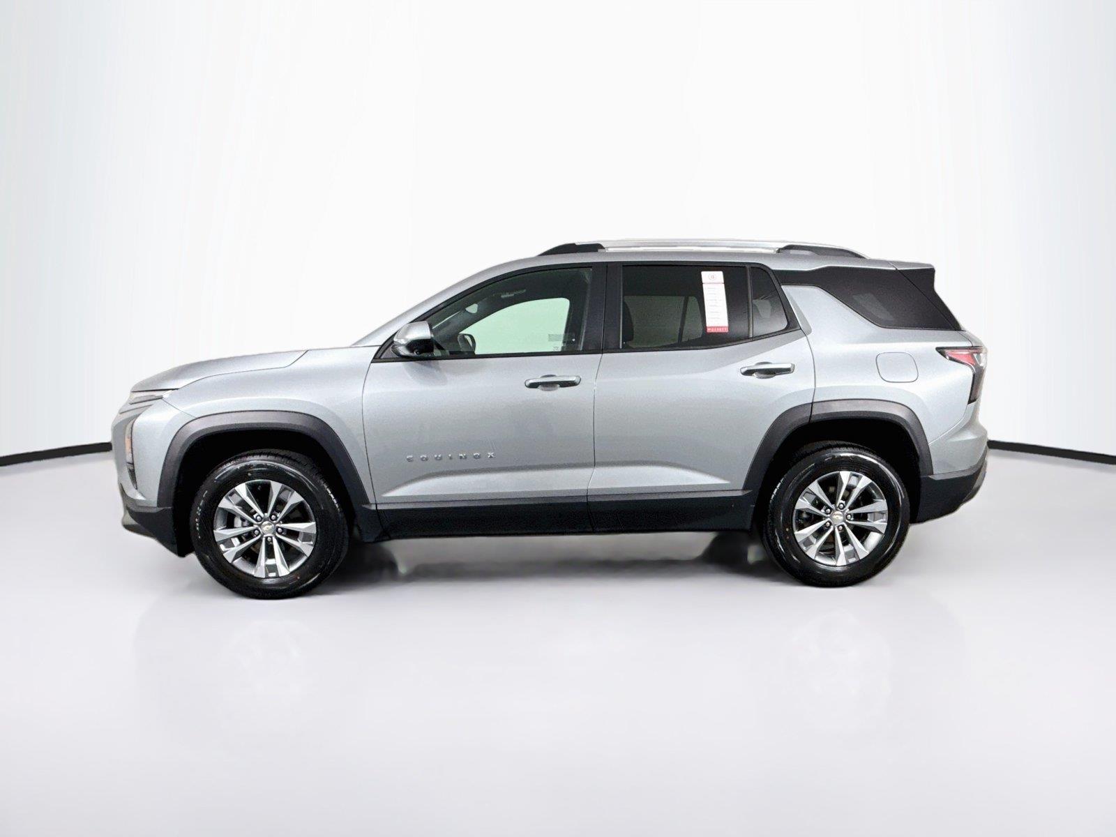 2025 Chevrolet Equinox AWD LT photo 13