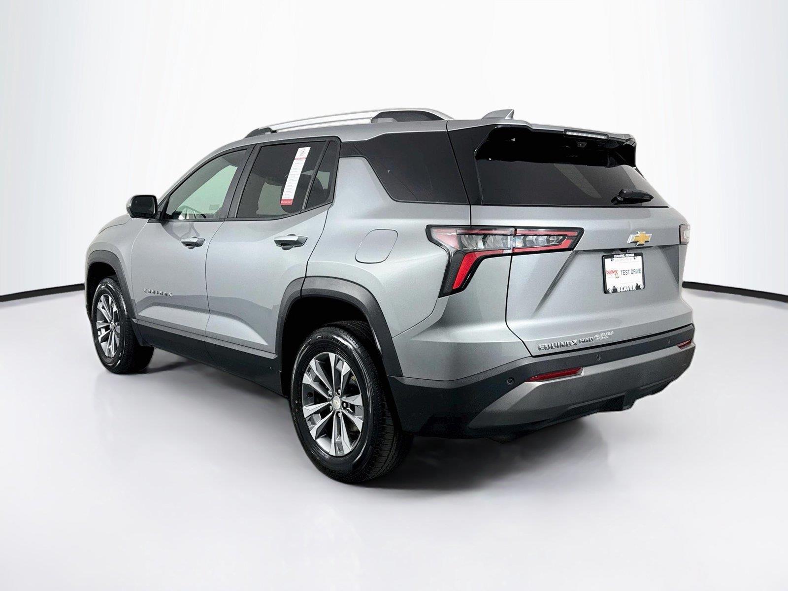 2025 Chevrolet Equinox AWD LT photo 12