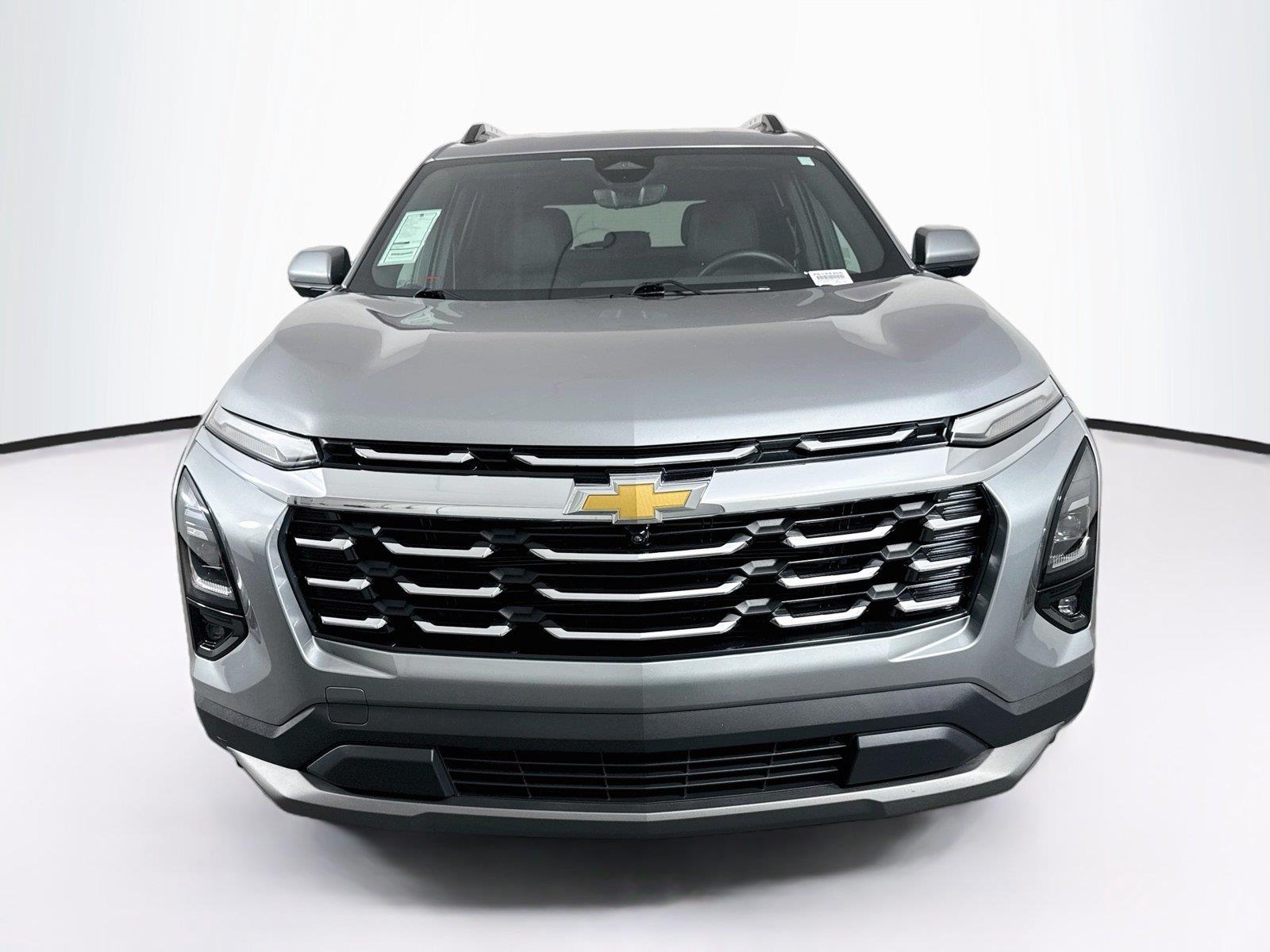 2025 Chevrolet Equinox AWD LT photo 8