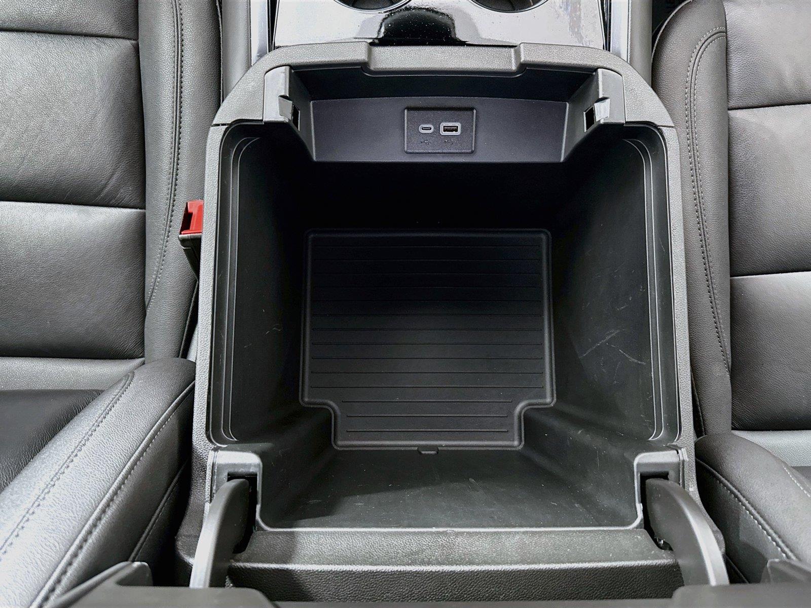 2025 Chevrolet Tahoe LT photo 33