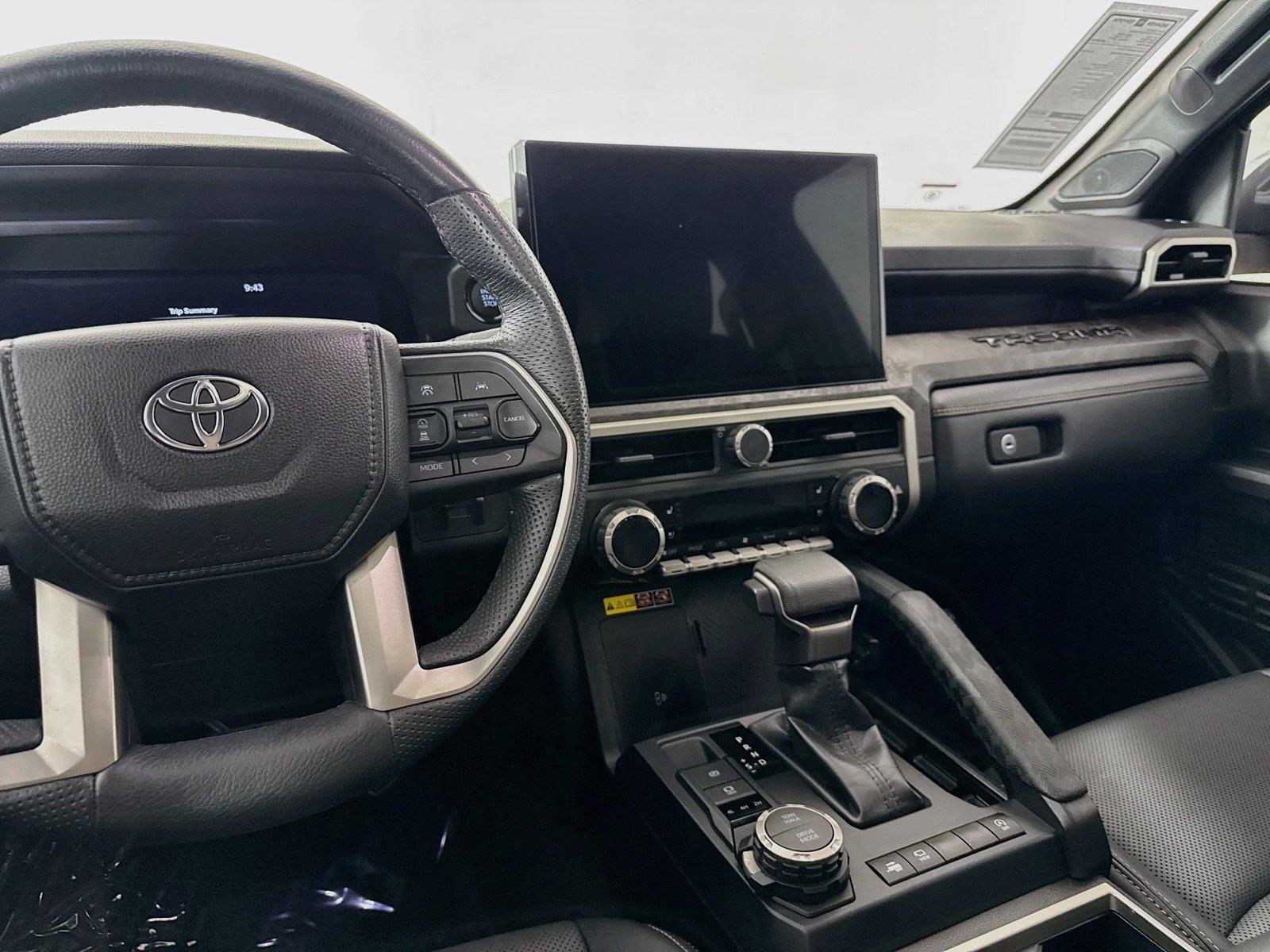 2024 Toyota Tacoma Limited photo 33