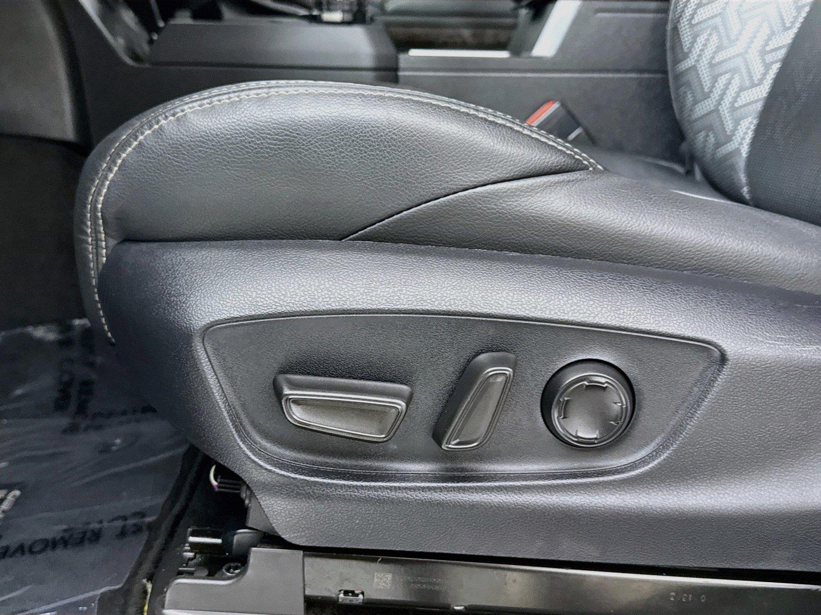 2024 Toyota Tacoma Limited photo 30