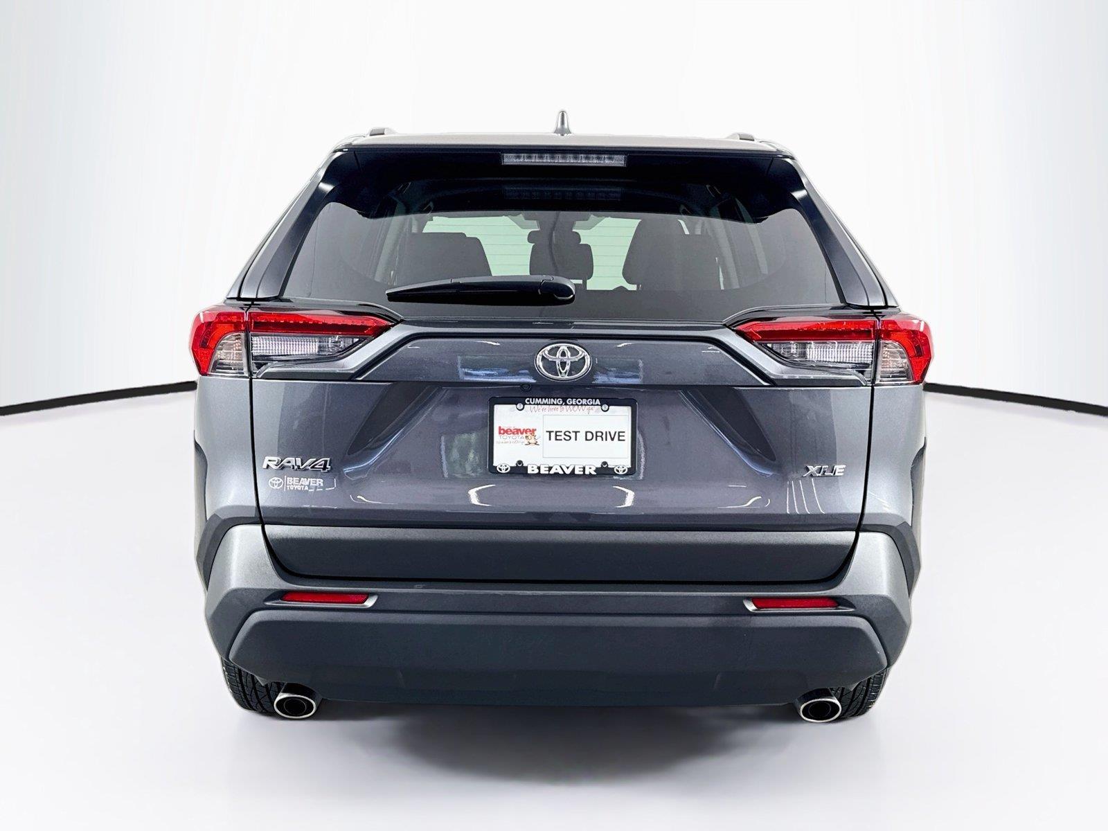 2025 Toyota RAV4 XLE photo 10