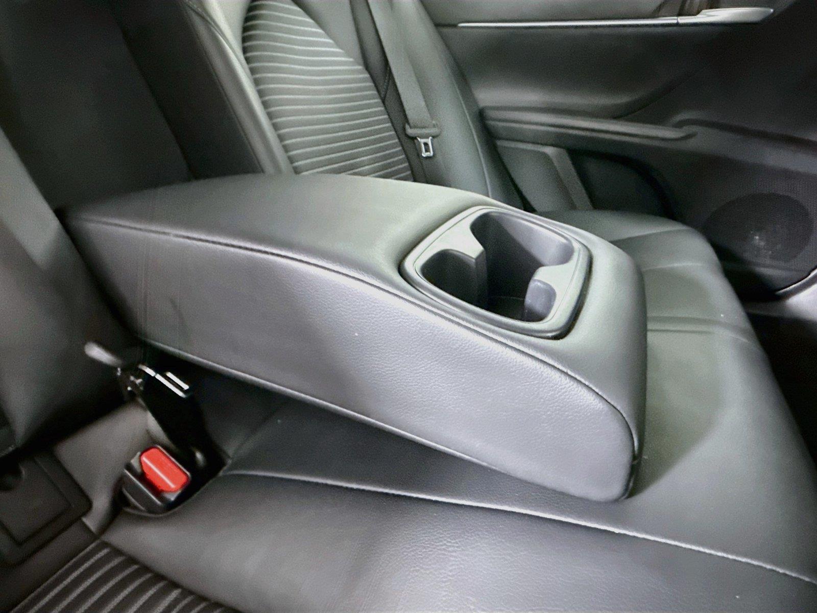 2024 Toyota Camry SE photo 33