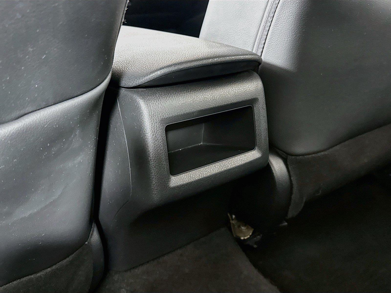 2024 Toyota Camry SE photo 30