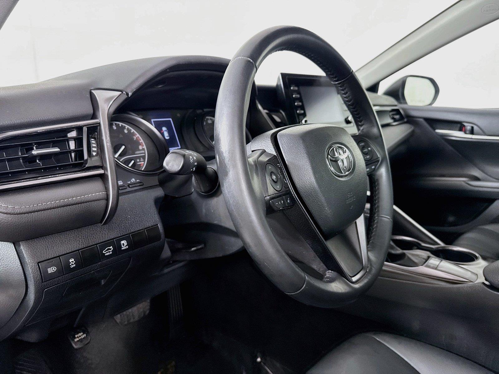 2024 Toyota Camry SE photo 3