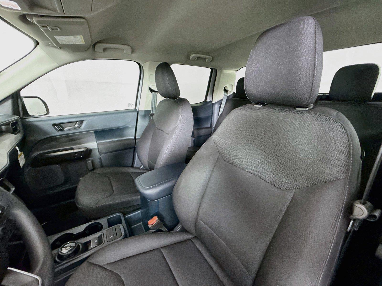 2025 Ford Maverick XL photo 2